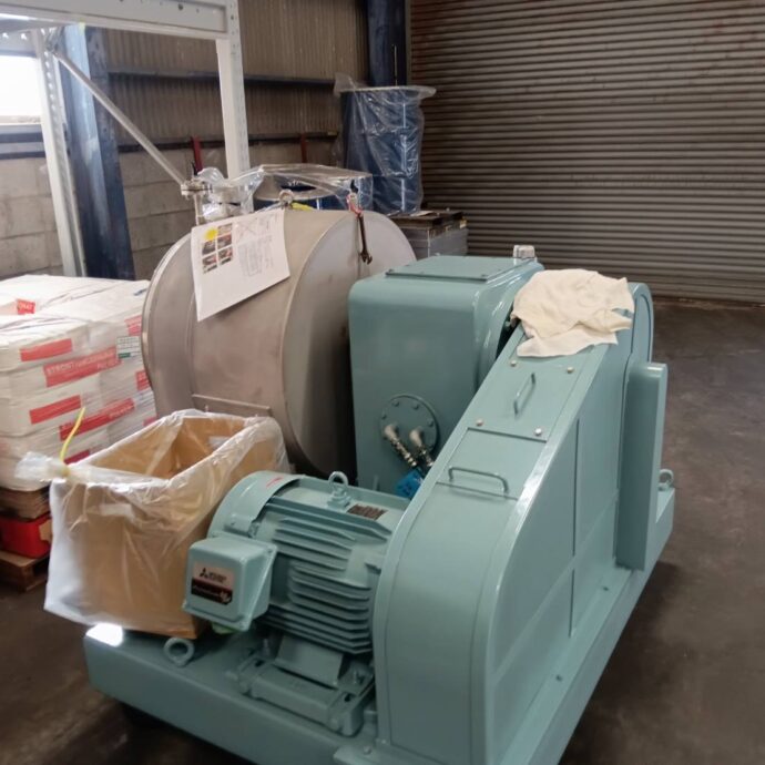 未使用デコーン型遠心分離機　※近日入荷予定