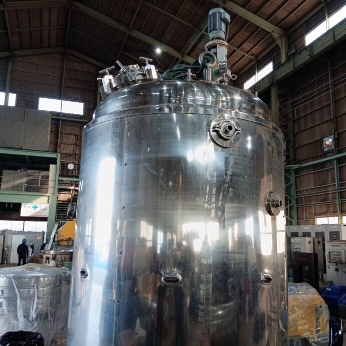 ［岩井機械工業］2700L　円筒竪型