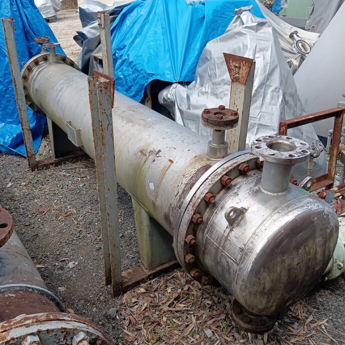 【鹿島鉄工所】多管式熱交換機　20ｍ2